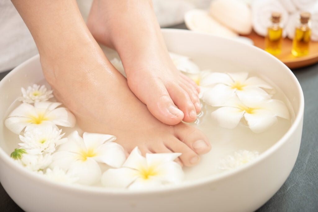 How to Get Rid of Cracked Feet